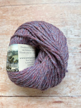 Load image into Gallery viewer, New Lanark Chunky Wool