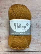 Load image into Gallery viewer, Bo Peep by West Yorkshire Spinners