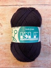 Load image into Gallery viewer, Isle Aran by World of Wool
