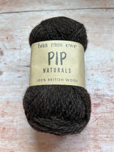 Load image into Gallery viewer, Baa Ram Ewe - Pip 4 ply