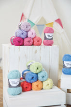 Load image into Gallery viewer, Bo Peep by West Yorkshire Spinners