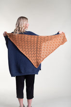 Load image into Gallery viewer, Kate Davies - Bold Beginners