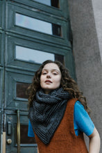 Load image into Gallery viewer, Laine - 52 Weeks of Easy Knits