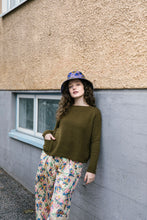 Load image into Gallery viewer, Laine - 52 Weeks of Easy Knits