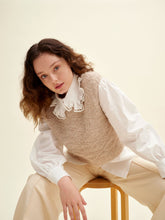 Load image into Gallery viewer, Laine - 52 Weeks of Easy Knits