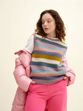 Load image into Gallery viewer, Laine - 52 Weeks of Easy Knits