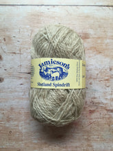 Load image into Gallery viewer, Jamiesons of Shetland - Spindrift (4 ply)