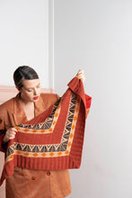 Load image into Gallery viewer, Pom Pom Winter 2022