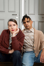 Load image into Gallery viewer, Pom Pom Winter 2022