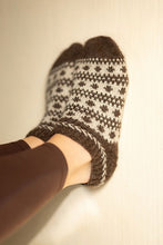 Load image into Gallery viewer, Kate Davies - Making Light