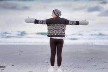 Load image into Gallery viewer, Kate Davies - Making Light