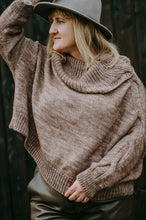 Load image into Gallery viewer, Seasons of Stitches by Justyna Lorkowska - Laine Publishing