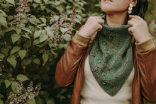 Load image into Gallery viewer, Seasons of Stitches by Justyna Lorkowska - Laine Publishing