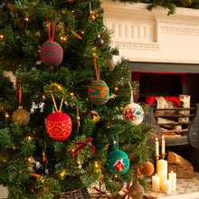 Load image into Gallery viewer, WYS Home For Christmas Pattern Book
