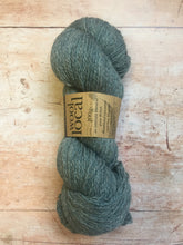 Load image into Gallery viewer, Erika Knight - Wool Local - &#39;Betty&#39; Scarf Kit