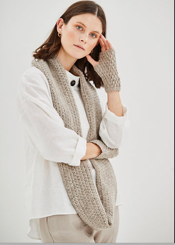 Erika Knight - Parky Cowl & Mitts Crochet Kit
