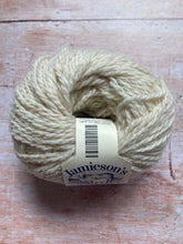 Load image into Gallery viewer, Jamiesons of Shetland - Heather (Aran)