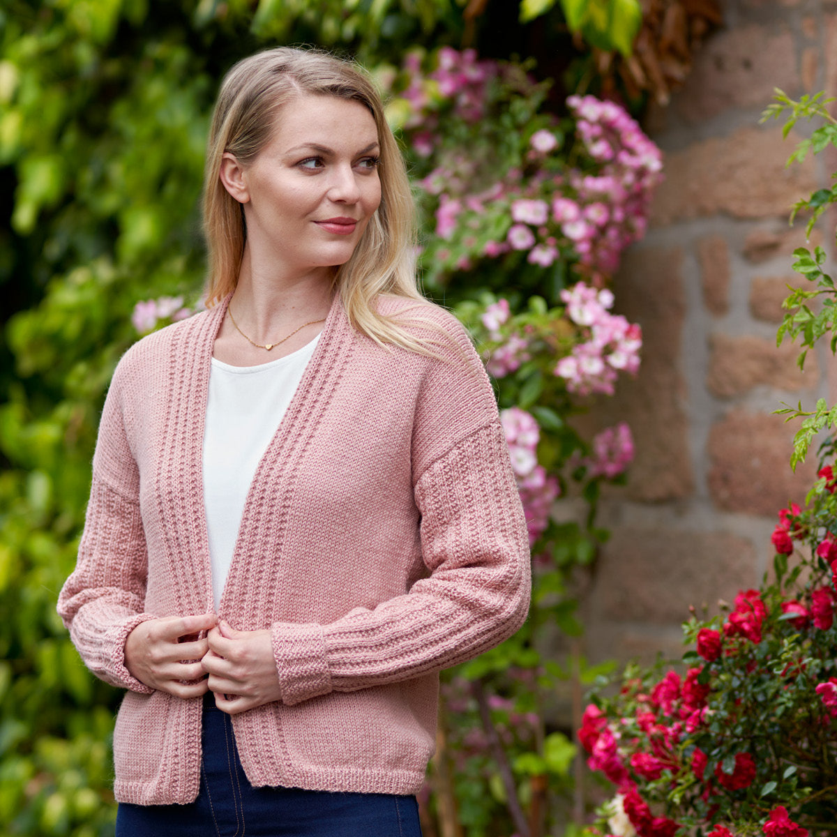 カーディガン Bristol Tweed Knit Cardigan - pink / S Glenariff Ladies Raglan Donegal Tweed Cardigan - Pink/Grey