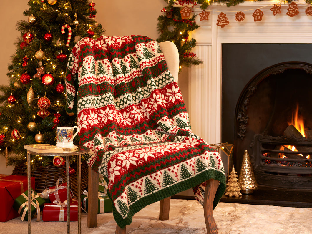 WYS Woodside Festive Blanket Kit